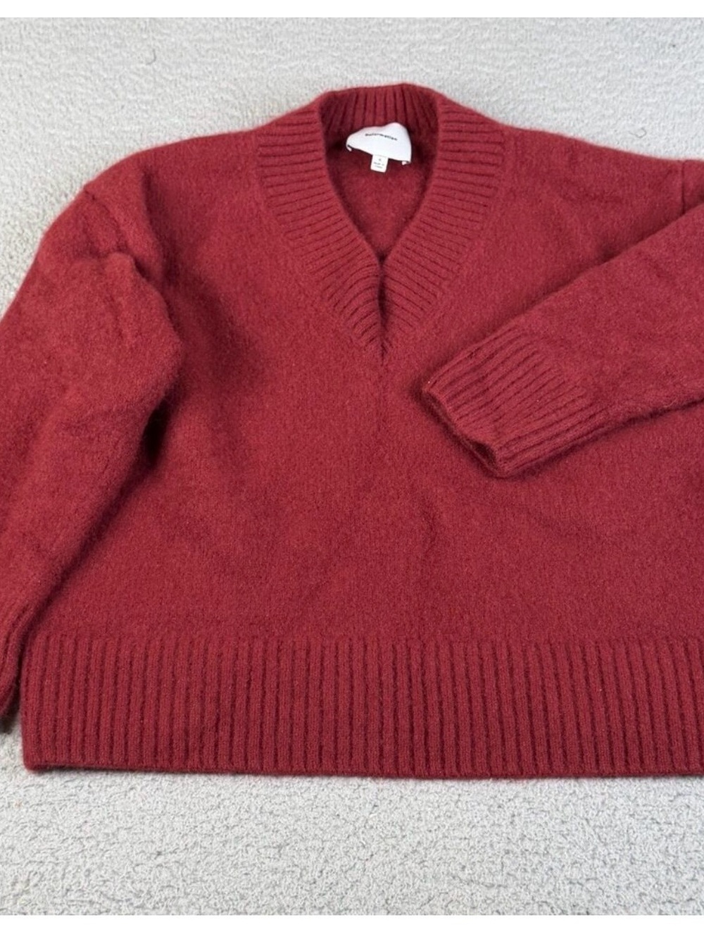 Reformation Jadey Cashmere Vneck sweater